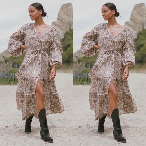 Spell & The Gypsy Collective Ada Gown - Picture 5 of 16